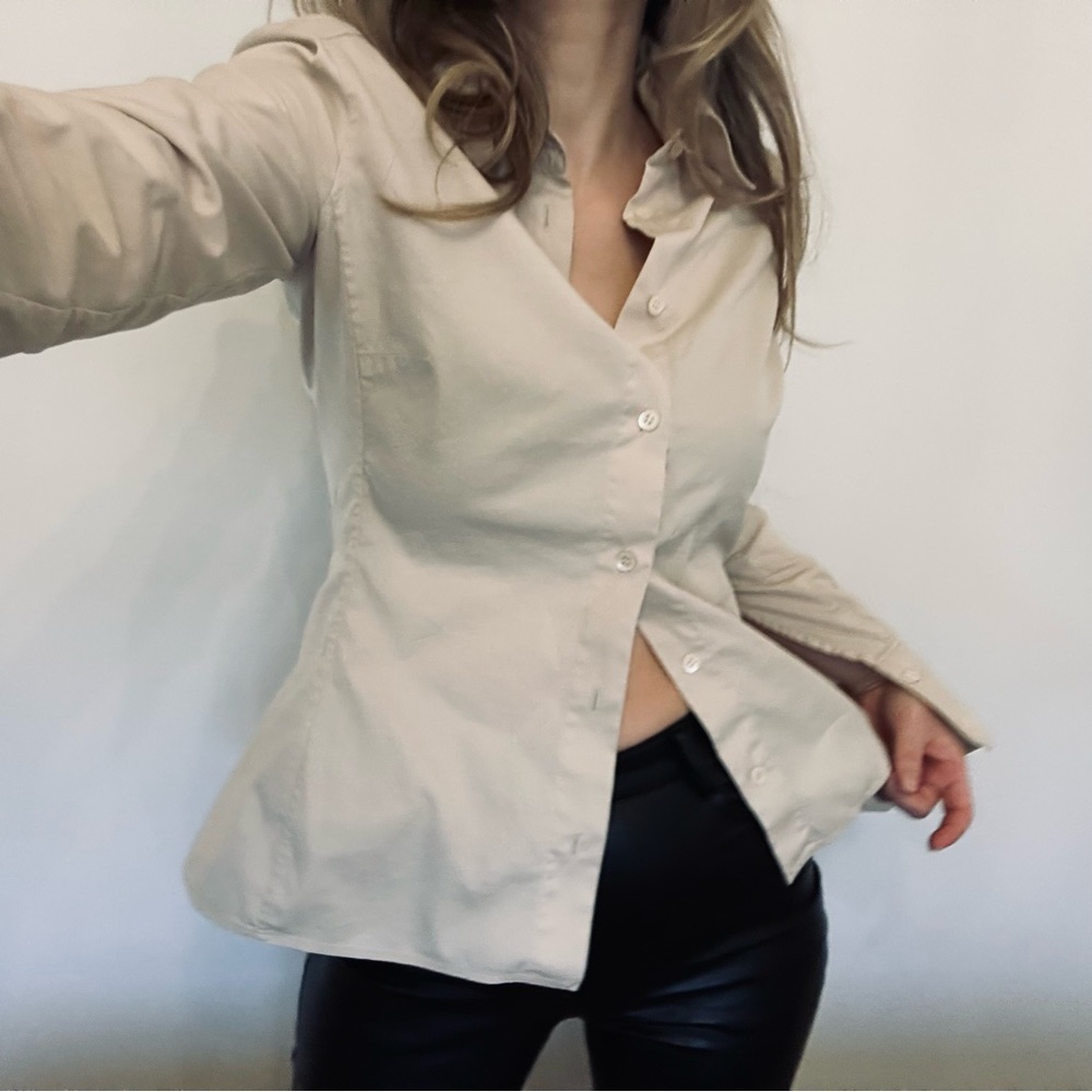 Authentic Vintage Gucci Classic Beige Fitted Style Button Down Shirt Size 38
